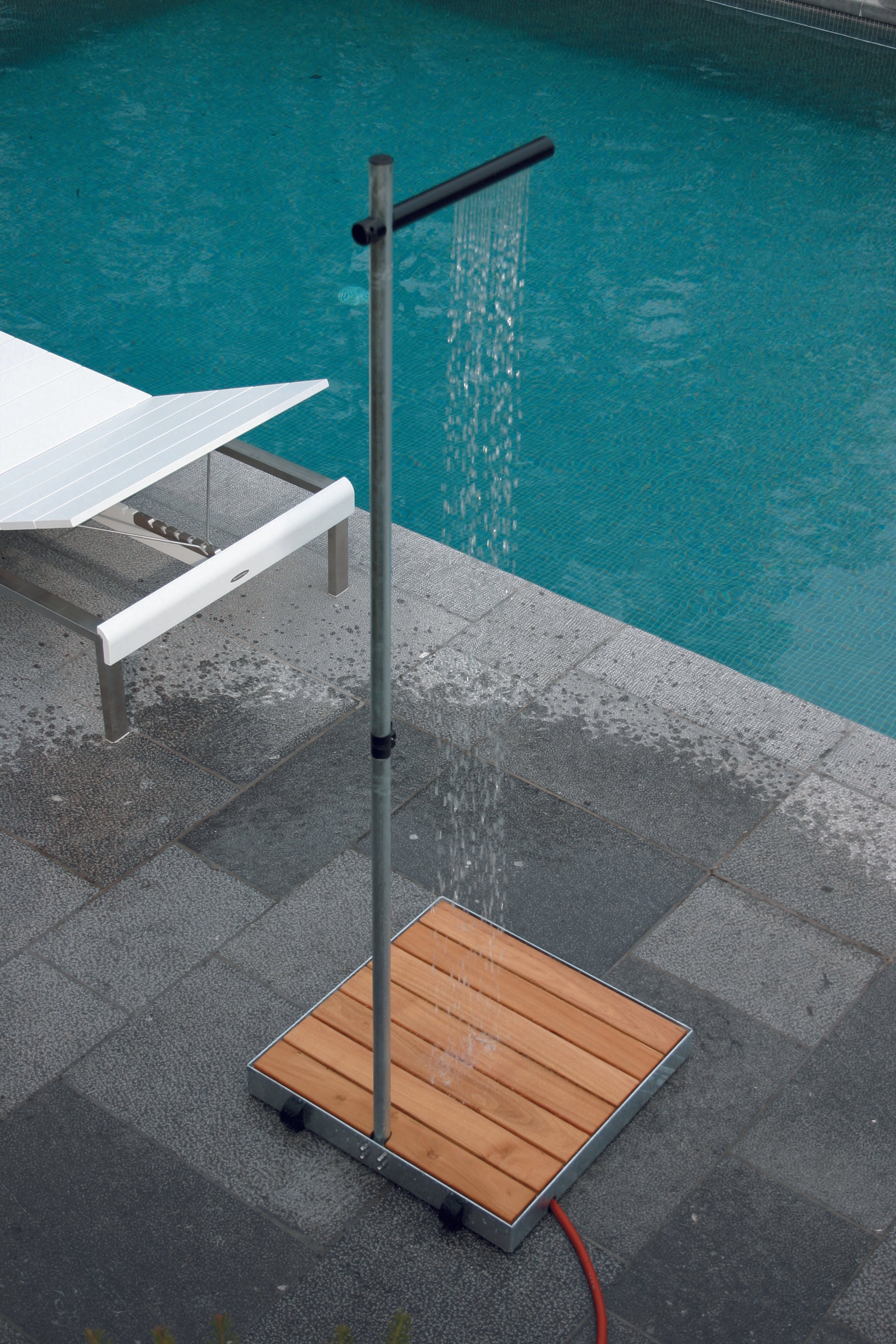 Cascade Tradewinds Outdoor Shower