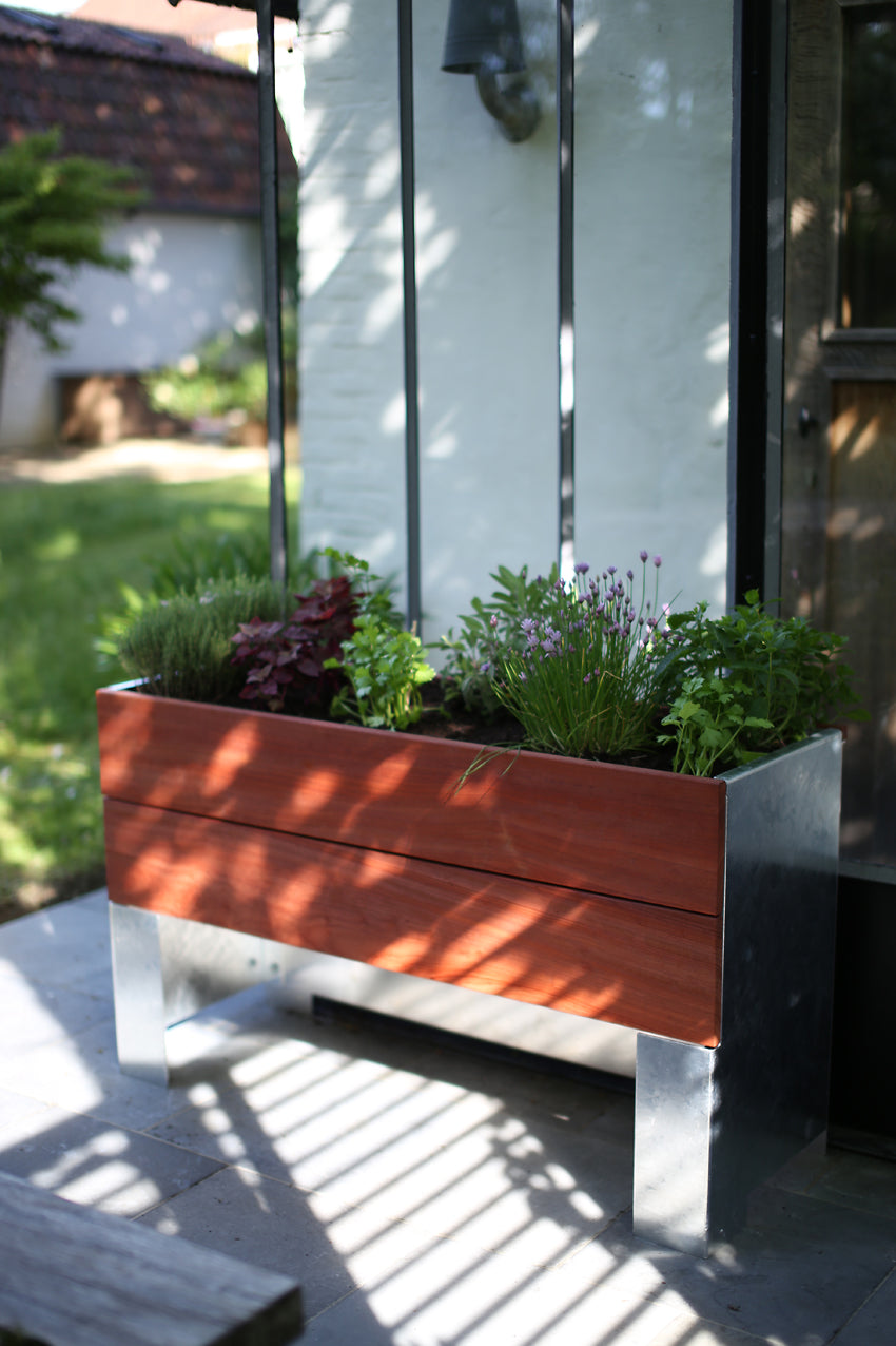 1/2  Cult Tradewinds Planter